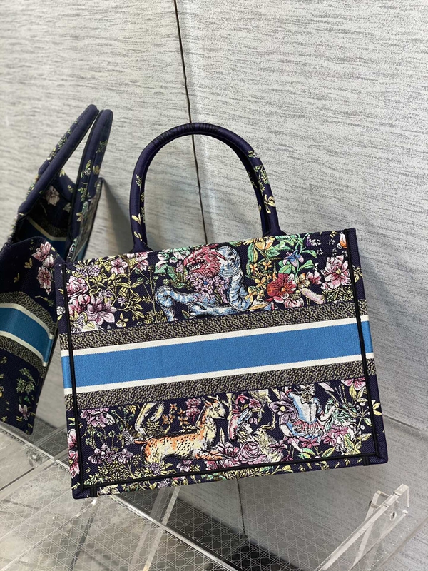 ディオールバッグ内部構造